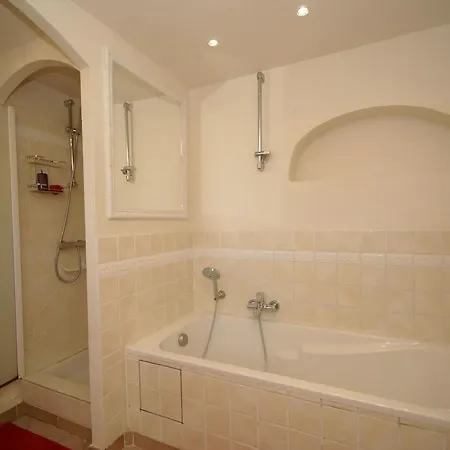 Quaint In With Private Pool Villa