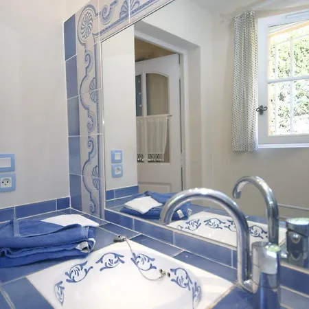 Villa Quaint In With Private Pool Grimaud